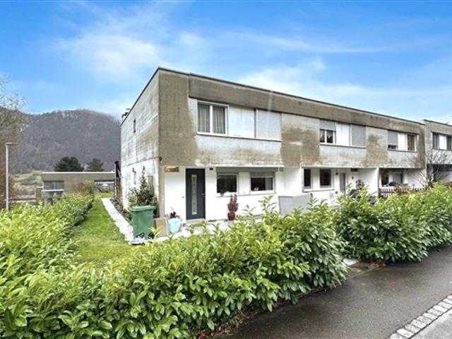 Reihenfamilienhaus kaufen in Moutier, Bern