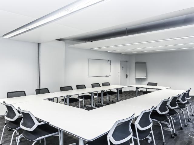 Büro mieten in Einigen, Zürich