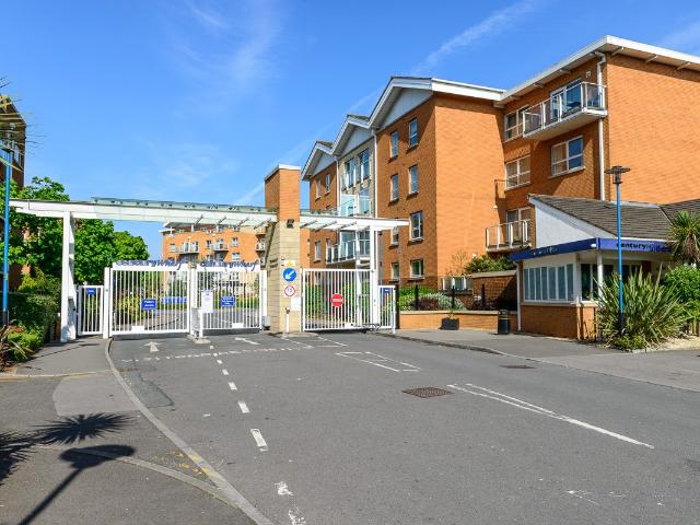 Apartment for rent in City Centre, Falcon Lodge