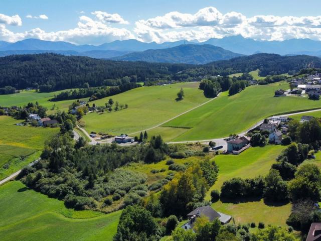 Grundstück kaufen in Moosburg, Kärnten