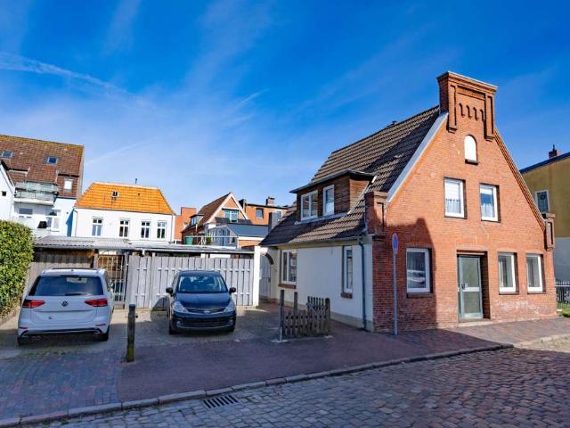 Haus kaufen in Heide, Kreis Dithmarschen