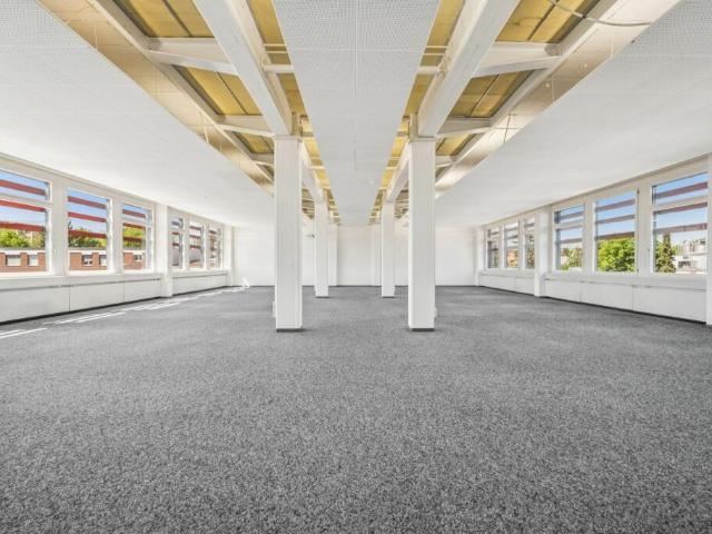 Büro mieten in Dietlikon, Zürich