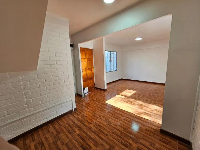 Casa en arriendo en Villaseca, Metropolitana